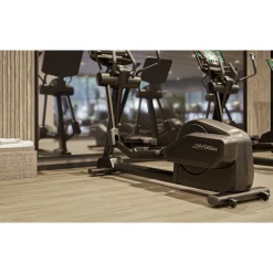 Life Fitness Integrity+ Crosstrainer