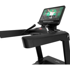 Life Fitness Laufband Club Series+