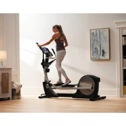 NordicTrack Crosstrainer SE7i (2021) (Ausstellungsstück)