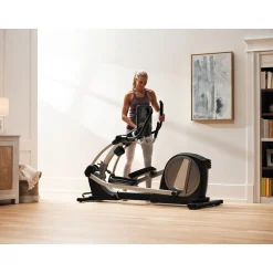 NordicTrack Crosstrainer SE7i (2021) (Ausstellungsstück)