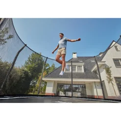 Salta Trampolin First Class